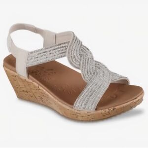 Women's Skechers Beverlee Silver Wedge Sandals Size 7 BNWOT Never Worn